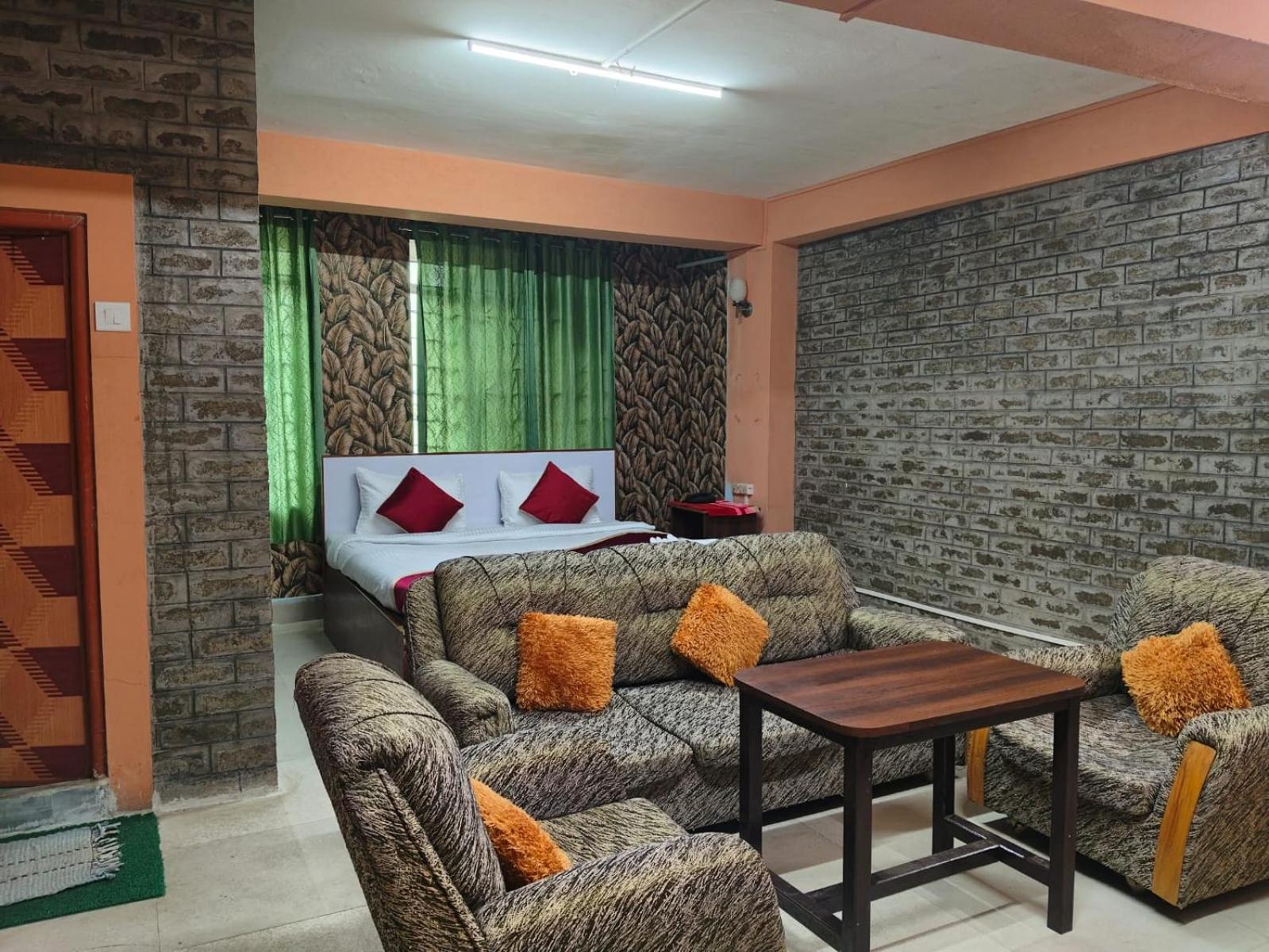 Balaji Guest House Shillong Exterior photo